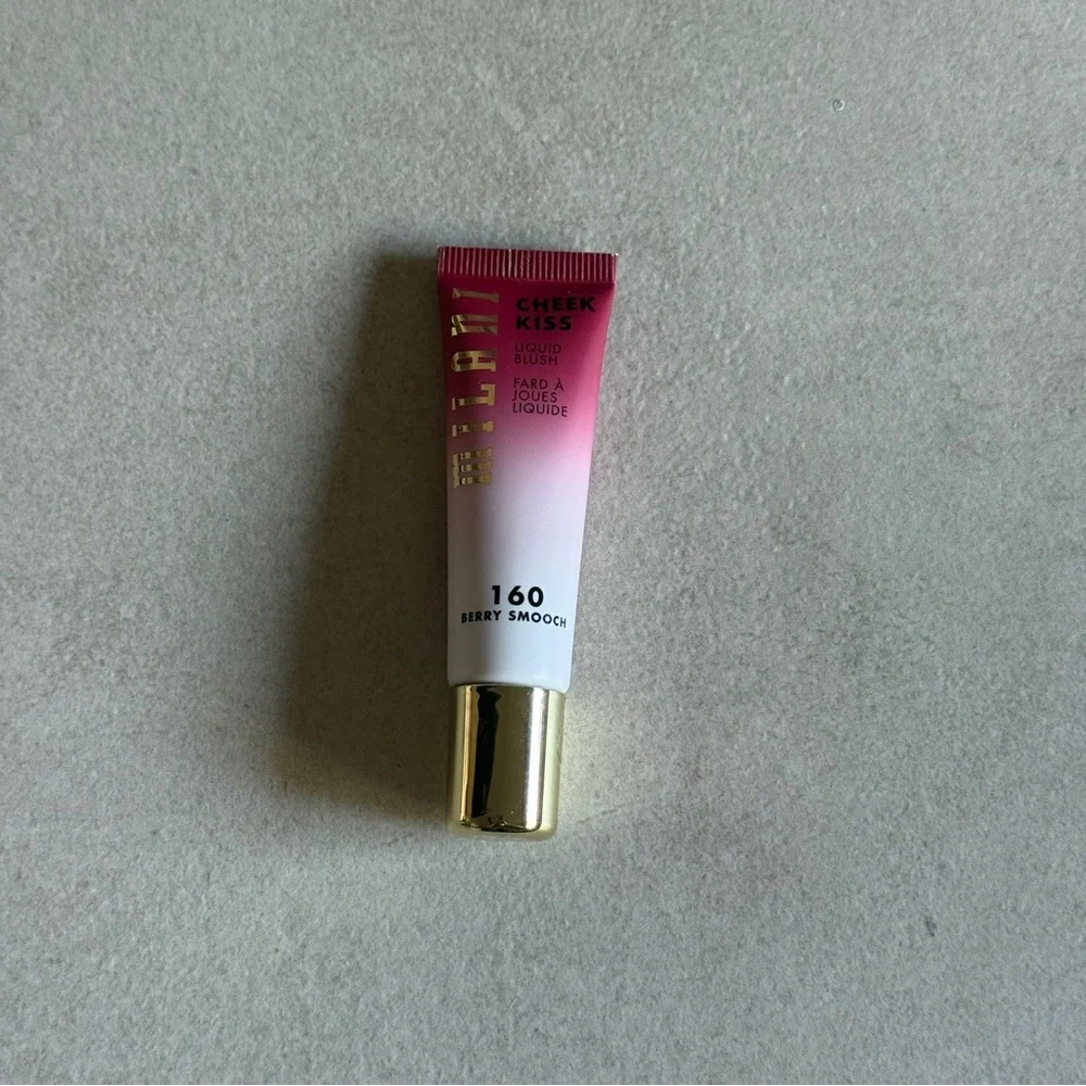 Milani Cheek Kiss Liquid Blush 160 Berry Smooch Hydrating Gel Cream